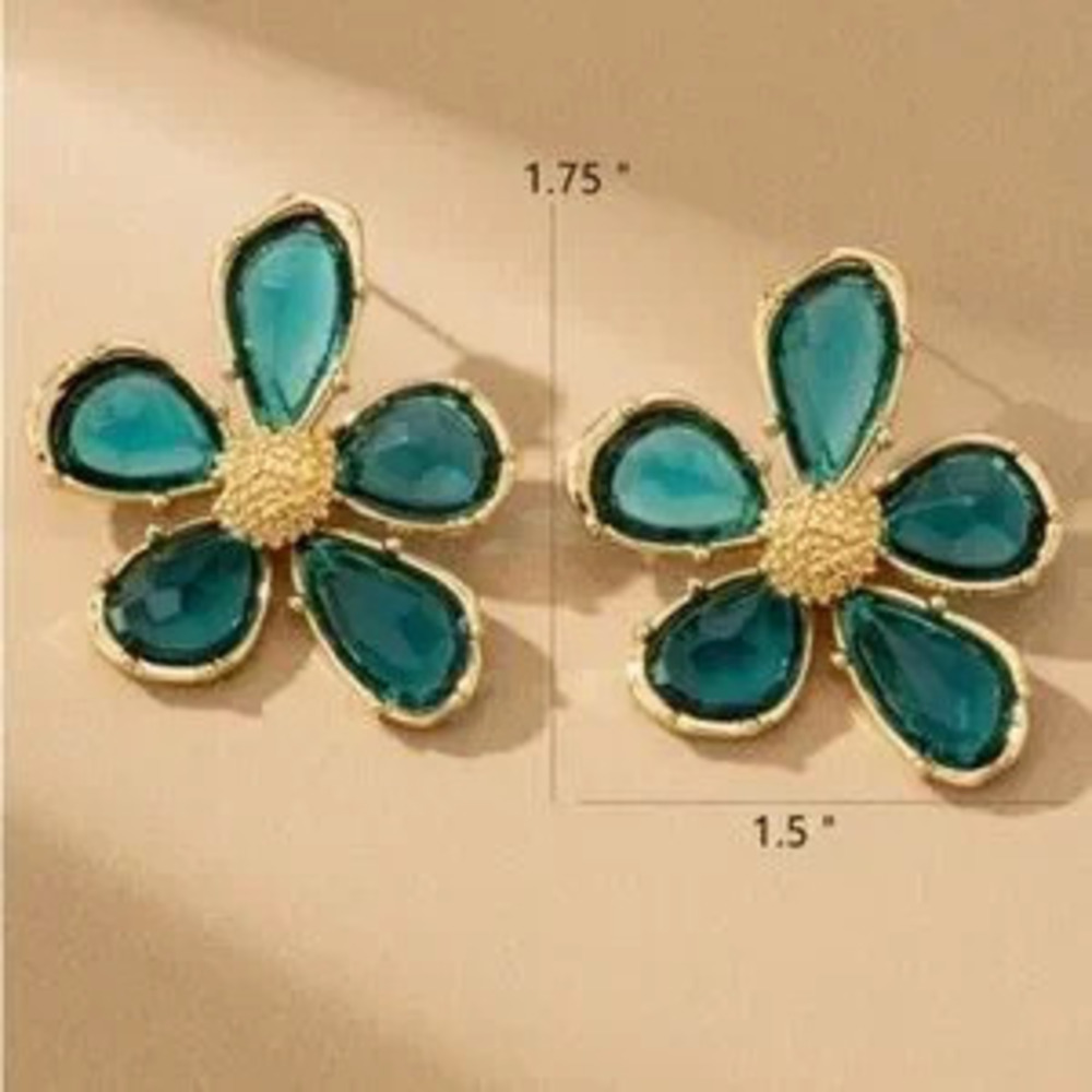 Ocean Blue Petal Crystal Earrings (9012)